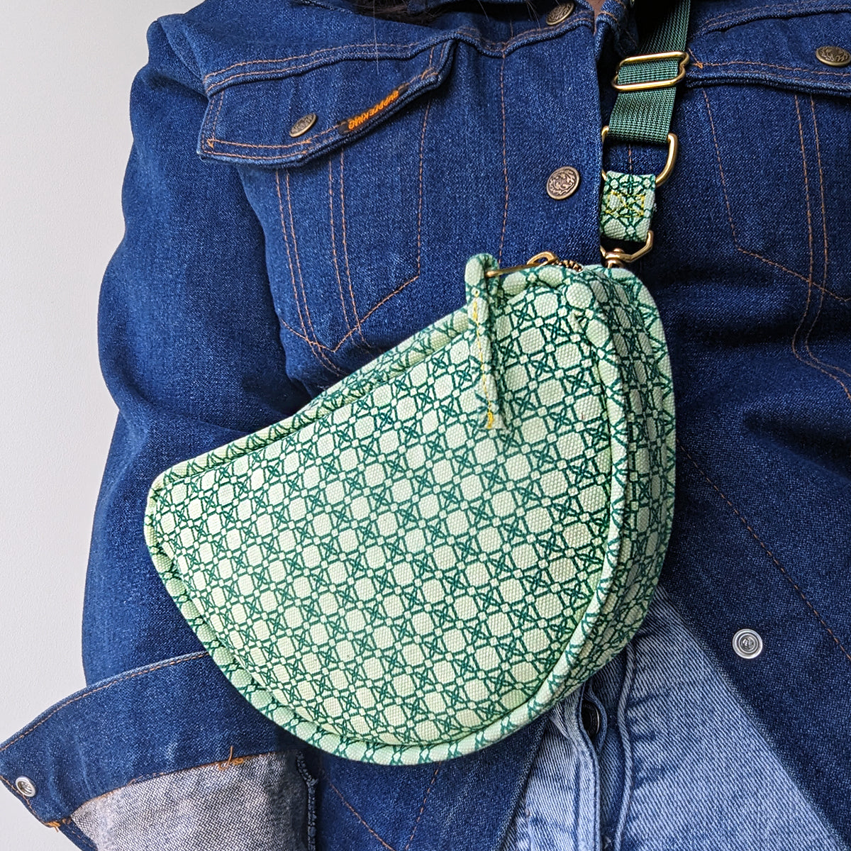 Canvas Mini Slice Fanny Bag
